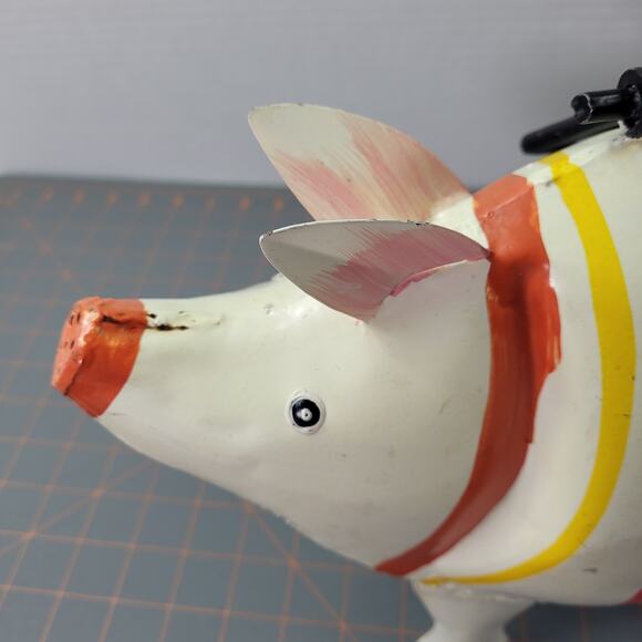 Scooter the Pig Metal Novelty Watering Can Garden Decor - Picture 5 of 11